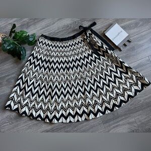BcbgMaxAzria Black & Cream Chevron Tie Waist Cotton Sequin Midi A-line Skirt M